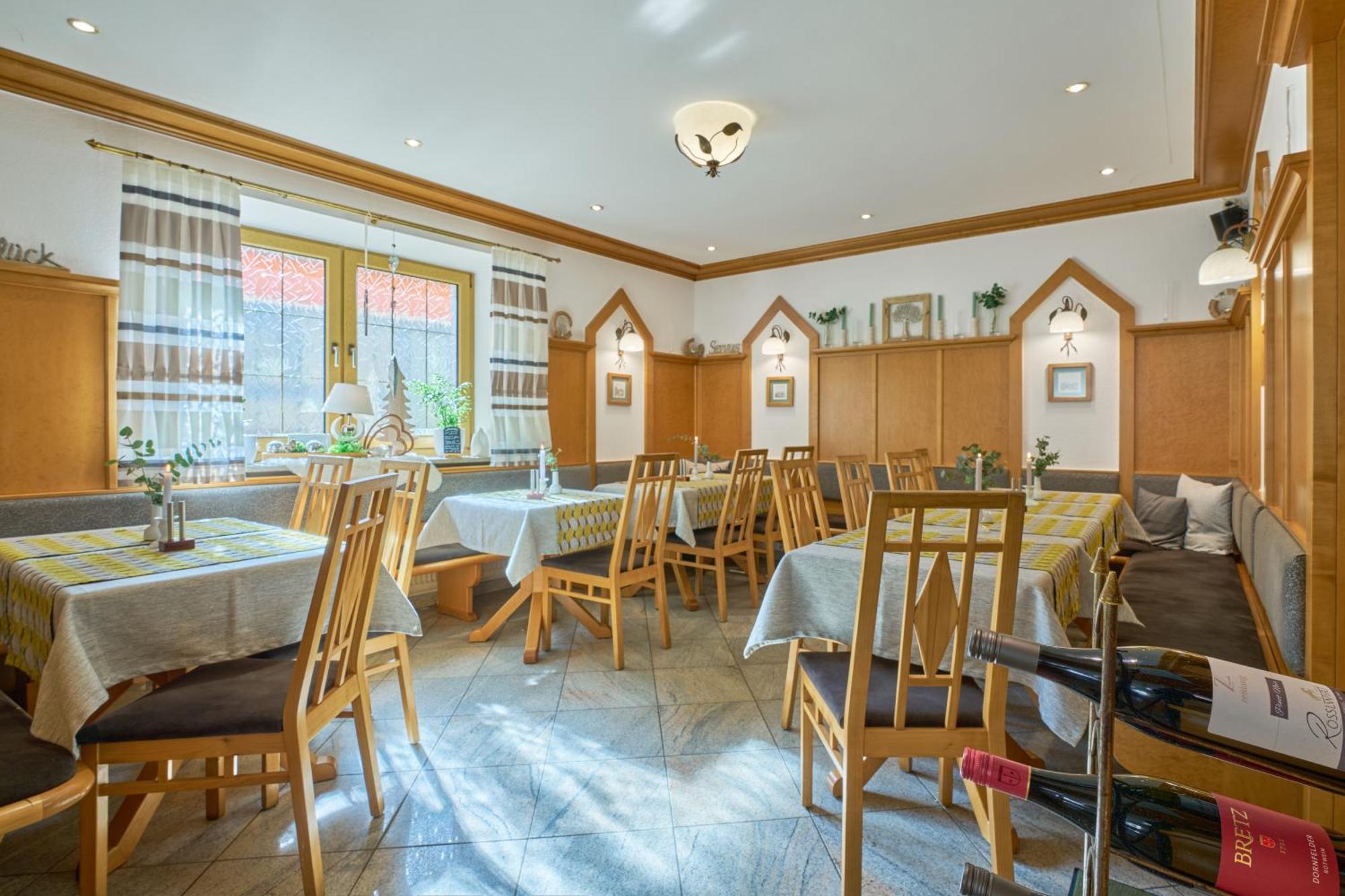 Wander Und Aktiv Hotel Roesslwirt Lam Exterior photo
